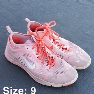 Used nike shoes